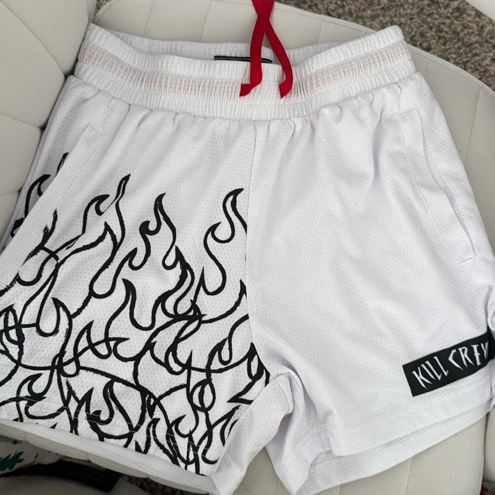 kill crew muay thai shorts. black/white. size small
